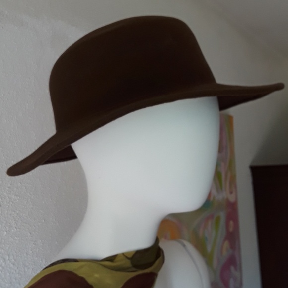 Italian Wool Hat - Picture 2 of 7